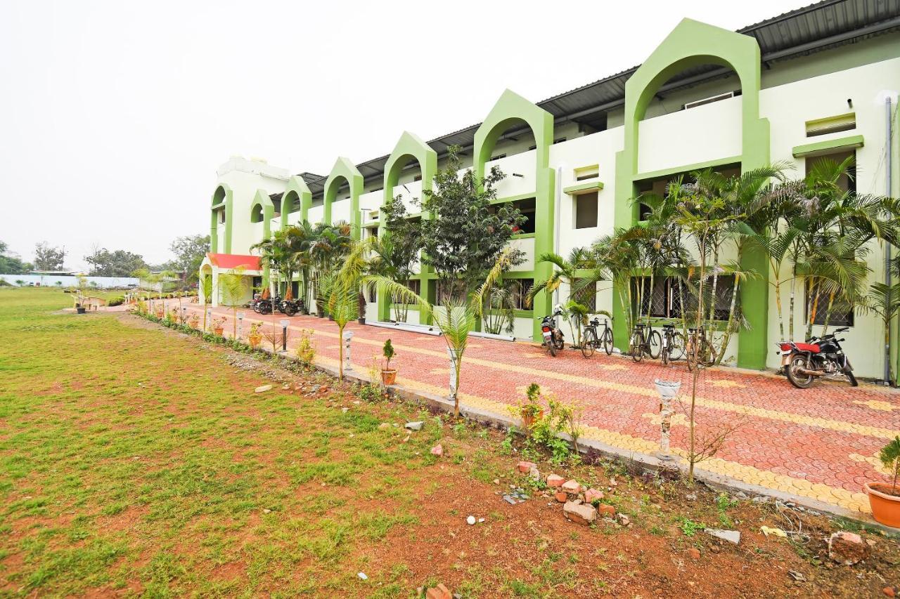 Hotel Spot On 67472 Anant Palace Raj Nandgaon Exterior foto
