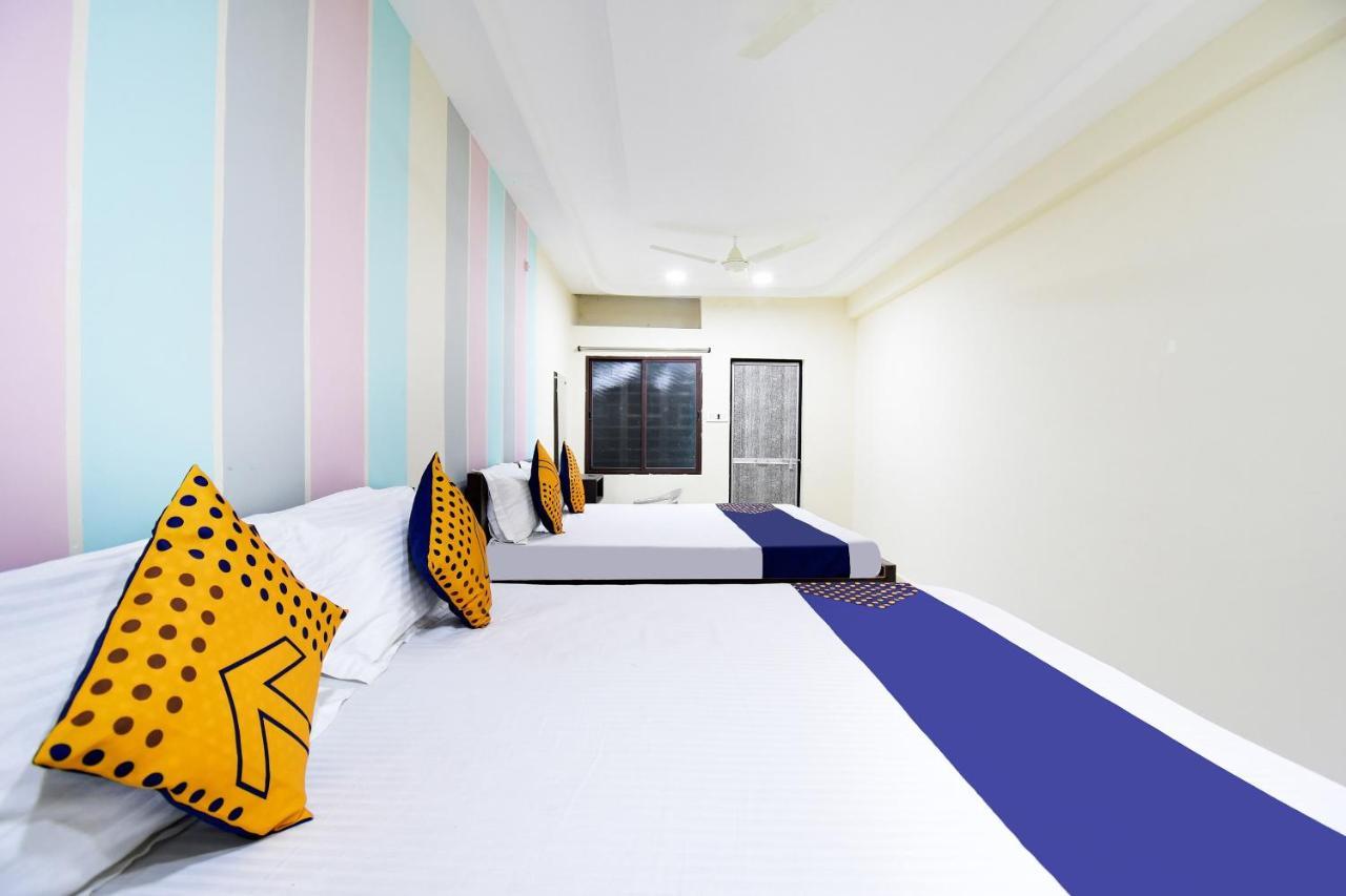 Hotel Spot On 67472 Anant Palace Raj Nandgaon Exterior foto