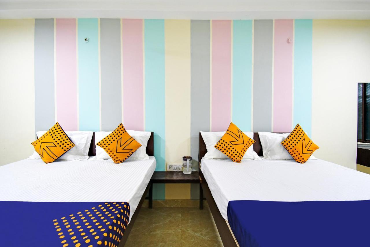Hotel Spot On 67472 Anant Palace Raj Nandgaon Exterior foto